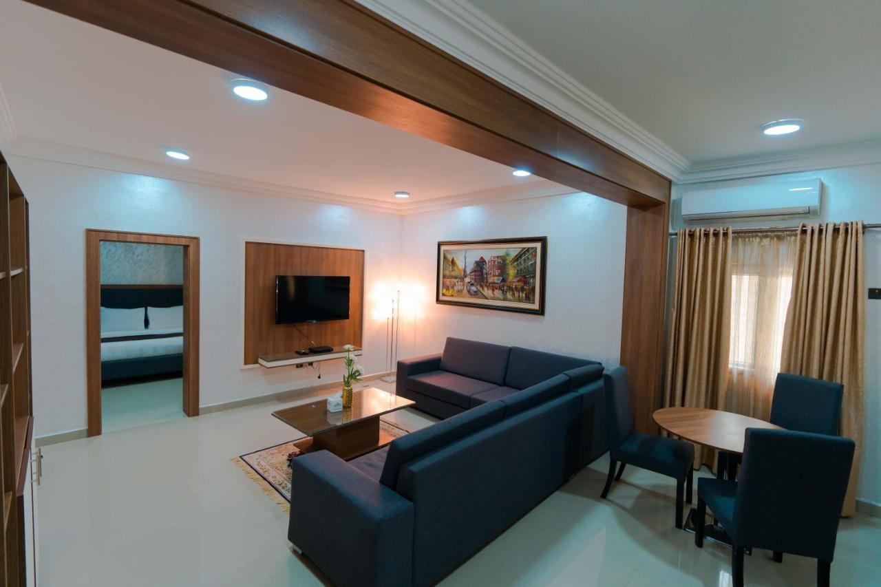 Phoenicia Suites Wupa Exteriér fotografie